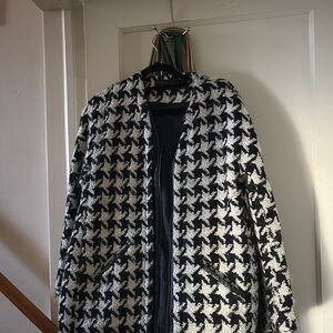Zara Black and White Houdstooth Jacket Oversized Winter Essential